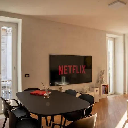 Piazza Duomo Cathedral View * Brescia